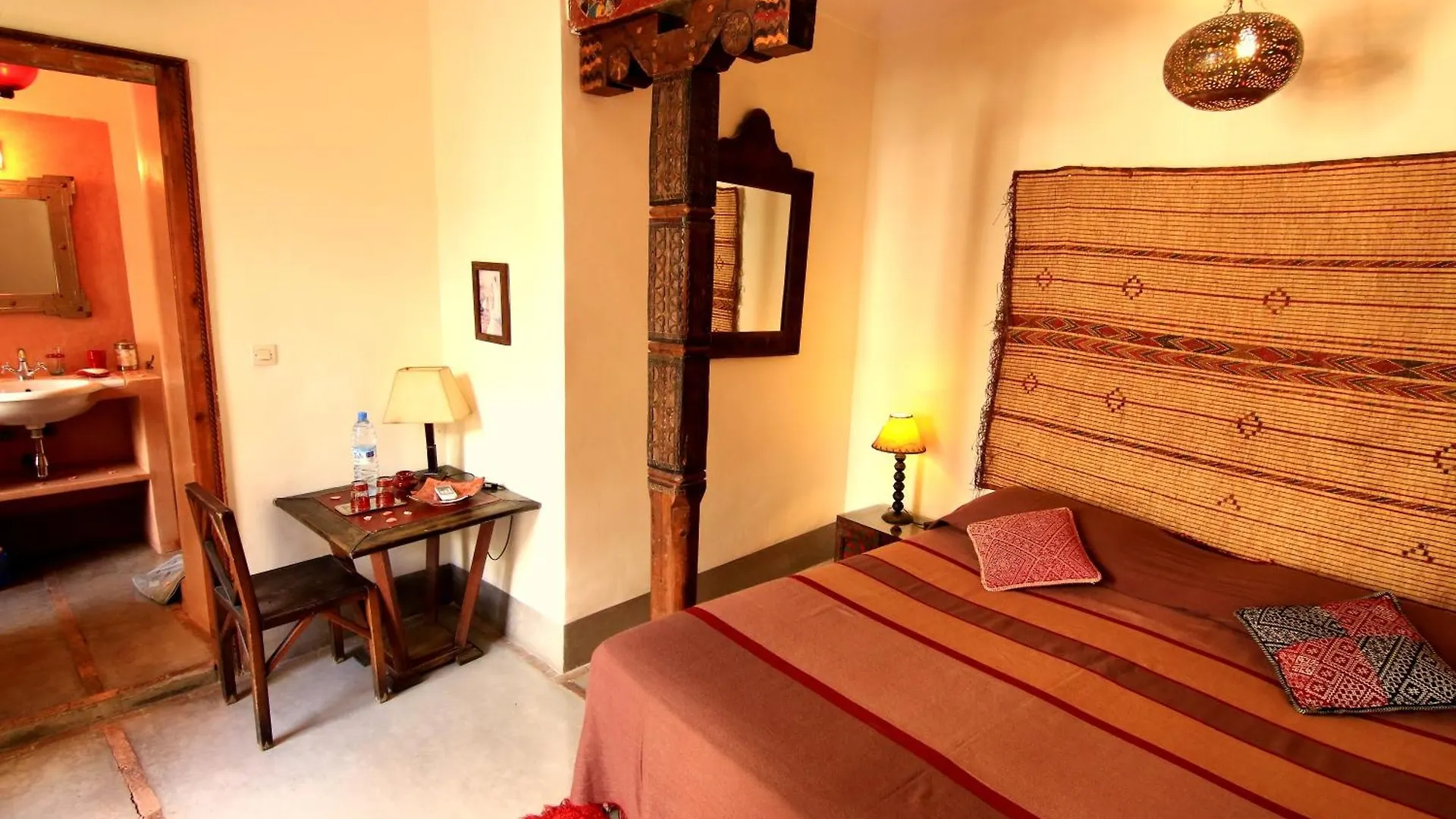 ***  מרקש Riad Le Coq Berbere מרוקו